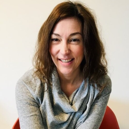 Portraitfoto von Birgit Polatschek